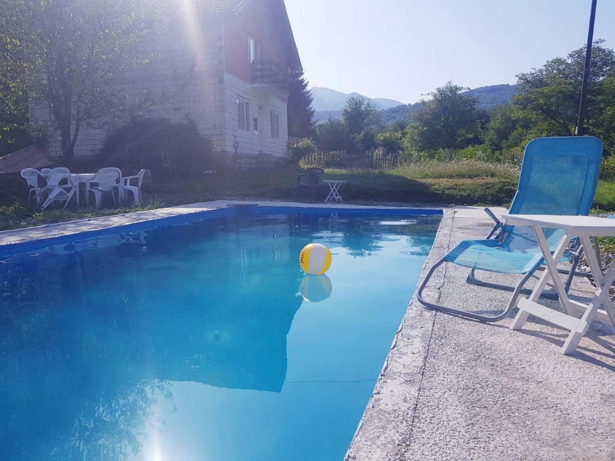 Turisticki Kompleks - Montana Tjentiste Kültér fotó
