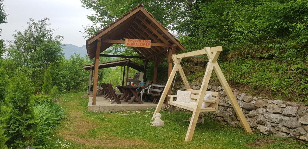 Turisticki Kompleks - Montana Tjentiste Kültér fotó